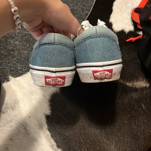 Sneakers - Picture 3 of 3